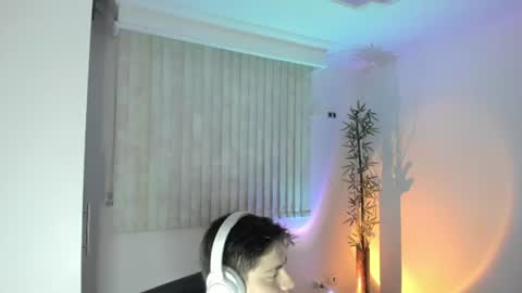 Snapshot of gio_russo chatting on 27, 6, 2026 GioRusso online show from 27, 6, 2026