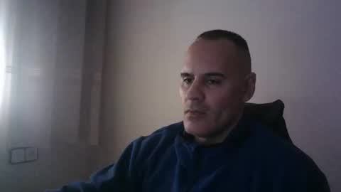 Snapshot of gioshadow chatting on 6, 1, 2026 gioshadow online show from 6, 1, 2026