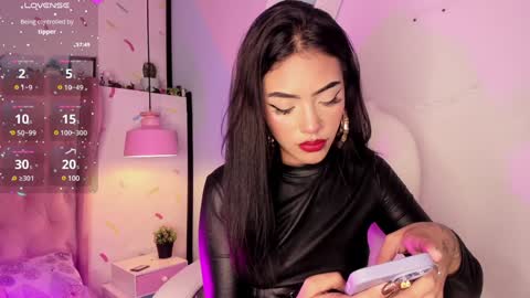 Giovanna  online show from 7, 2, 2025