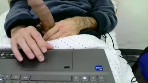 Snapshot of giovet chatting on 24, 10, 2025 giovet online show from 24, 10, 2025