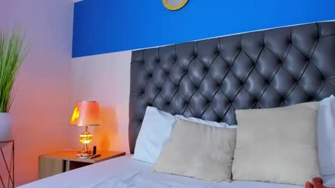 G I S E P L A online show from 5, 2, 2025