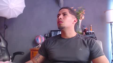 piggy boy online show from 18, 9, 2025