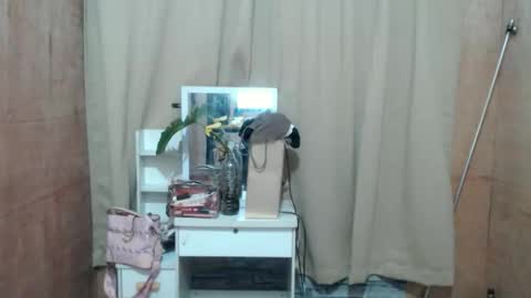 Aisha online show from 9, 10, 2025