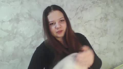 girl_cute07 online show from 12, 3, 2026