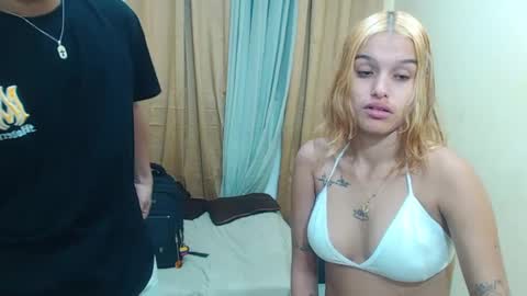 Snapshot of girl_destroy chatting on 13, 9, 2025 adara y feelipe very hot sexy couple online show from 13, 9, 2025