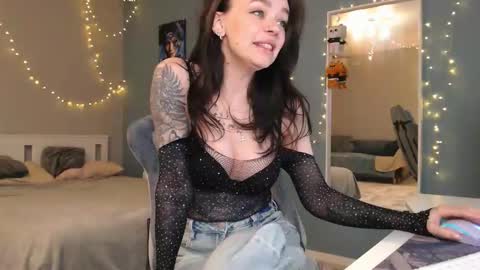 Secret online show from 28, 2, 2025