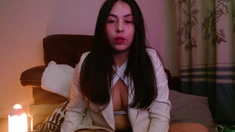 Alejandra online show from 3, 8, 2026