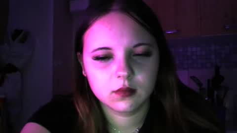 girl_shy07 online show from 2, 12, 2025