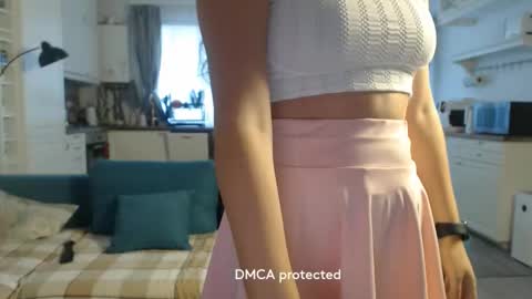 Girlfriend online show from 8, 9, 2025