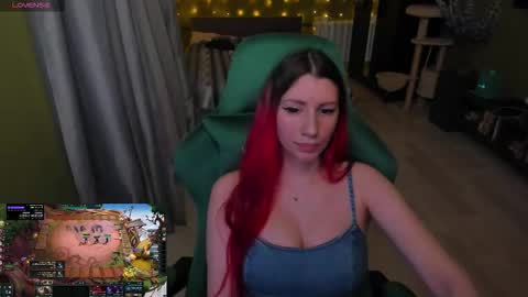 Snapshot of girlfromanothercity chatting on 14, 3, 2026 Meowww online show from 14, 3, 2026
