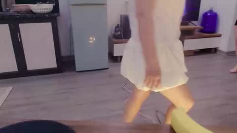 Snapshot of girlhanoi chatting on 14, 3, 2026 girlhanoi online show from 14, 3, 2026