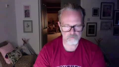 Snapshot of girlsandbikes chatting on 17, 4, 2026 girlsandbikes online show from 17, 4, 2026