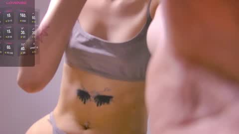 Ella Lisa Chloe online show from 28, 11, 2025