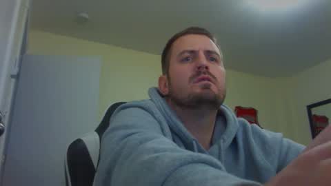 Snapshot of girthylax51 chatting on 1, 1, 2025 BIG K online show from 1, 1, 2025