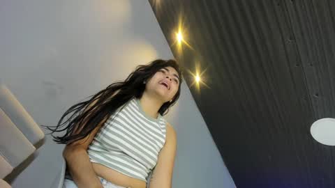     online show from 1, 2, 2025