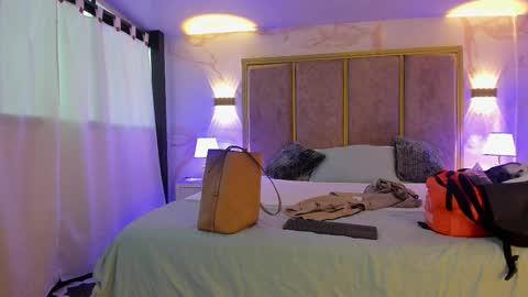     online show from 21, 9, 2025