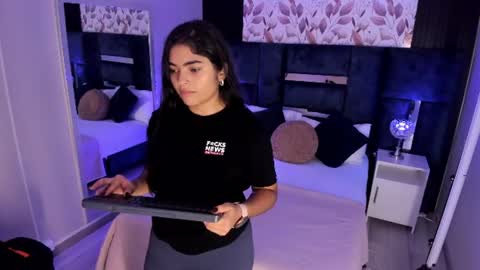 Snapshot of giselamaru chatting on 16, 7, 2026 online show from 16, 7, 2026