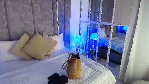 Snapshot of giselamaru chatting on 21, 7, 2026 online show from 21, 7, 2026