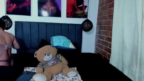 Snapshot of gisele_cedield chatting on 7, 5, 2026 Kylie online show from 7, 5, 2026