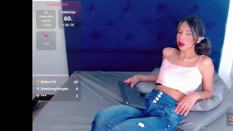 Gisel online show from 8, 1, 2025