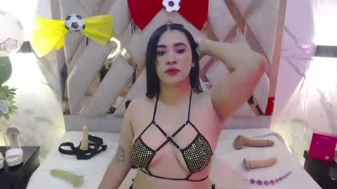 Snapshot of giselslut chatting on 21, 6, 2026 giselslut online show from 21, 6, 2026