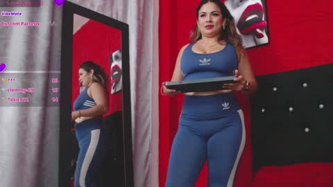 Gissell Saenz online show from 26, 1, 2025