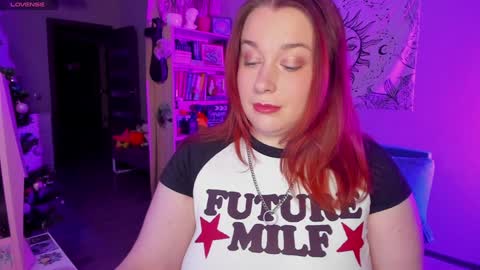 Snapshot of gitera_ chatting on 6, 1, 2025 AlexaMillis online show from 6, 1, 2025