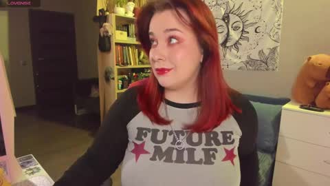 Snapshot of gitera_ chatting on 9, 2, 2025 AlexaMillis online show from 9, 2, 2025