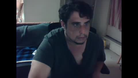 Snapshot of gitmehard008 chatting on 17, 2, 2025 gitmehard008 online show from 17, 2, 2025