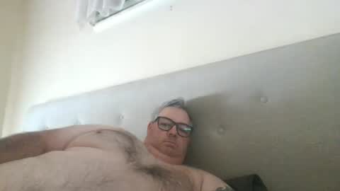 Snapshot of gixxer06 chatting on 28, 4, 2026 bi Gixxer online show from 28, 4, 2026