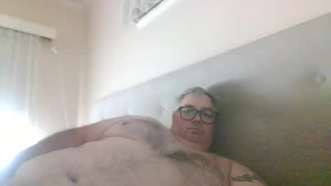 Snapshot of gixxer06 chatting on 3, 5, 2026 bi Gixxer online show from 3, 5, 2026
