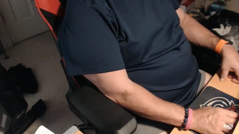 Snapshot of gizmo706 chatting on 22, 10, 2025 gizmo706 online show from 22, 10, 2025