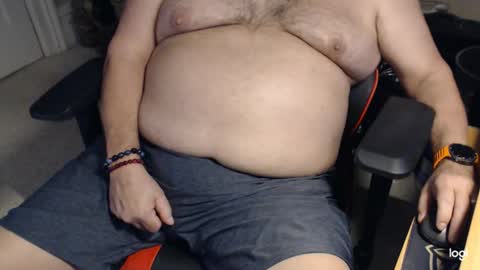 Snapshot of gizmo706 chatting on 18, 12, 2025 gizmo706 online show from 18, 12, 2025