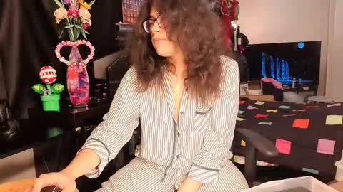 glaceon9 online show from 14, 2, 2025