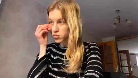 gladyswigg online show from 3, 4, 2026