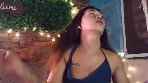 glamorous_trixie online show from 16, 12, 2025