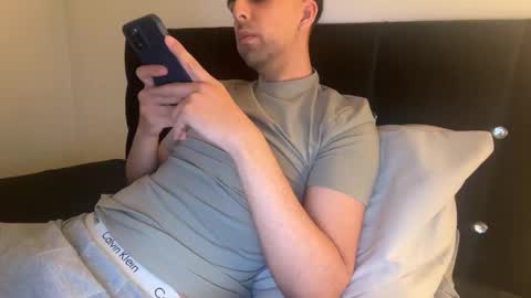 Glamour online show from 18, 11, 2025