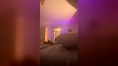 glampire016 online show from 18, 3, 2026