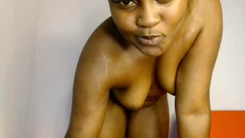 Snapshot of glamslut8 chatting on 20, 6, 2026 sweet girl online show from 20, 6, 2026