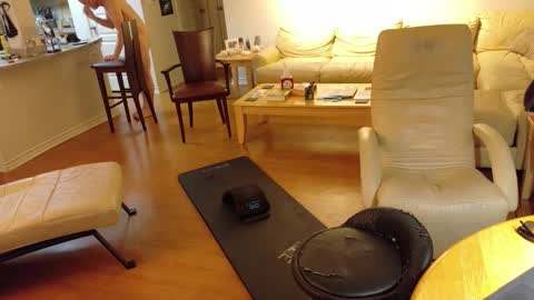 Snapshot of glennbootycam chatting on 9, 2, 2026 glennbitch online show from 9, 2, 2026