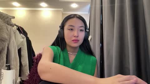 Mia online show from 19, 3, 2026