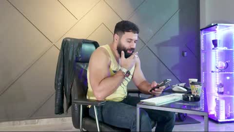 Snapshot of glennmasters chatting on 2, 12, 2024 Matthew .. for short call me Matt online show from 2, 12, 2024