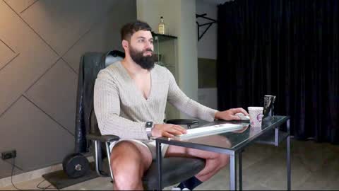 Snapshot of glennmasters chatting on 4, 1, 2025 Matthew .. for short call me Matt online show from 4, 1, 2025