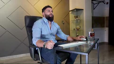 Snapshot of glennmasters chatting on 22, 2, 2025 Matthew .. for short call me Matt online show from 22, 2, 2025