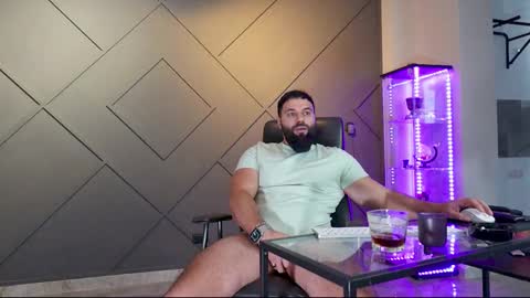 Snapshot of glennmasters chatting on 26, 2, 2025 Matthew .. for short call me Matt online show from 26, 2, 2025