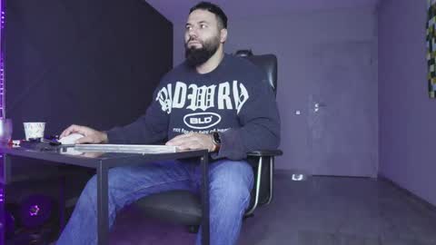 Matthew .. for short call me Matt online show from 19, 11, 2025