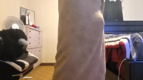 glomightyj online show from 17, 5, 2026