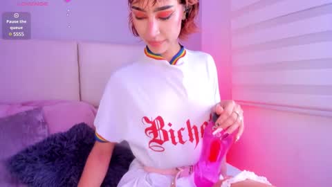 Snapshot of gloomy_sweetness chatting on 12, 1, 2025 Gloomy Sweetness online show from 12, 1, 2025