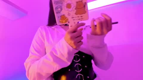 Snapshot of gloomydoll chatting on 23, 9, 2025 Mimi online show from 23, 9, 2025