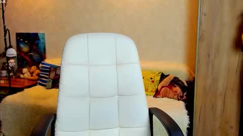 Gloria Wood online show from 21, 10, 2025